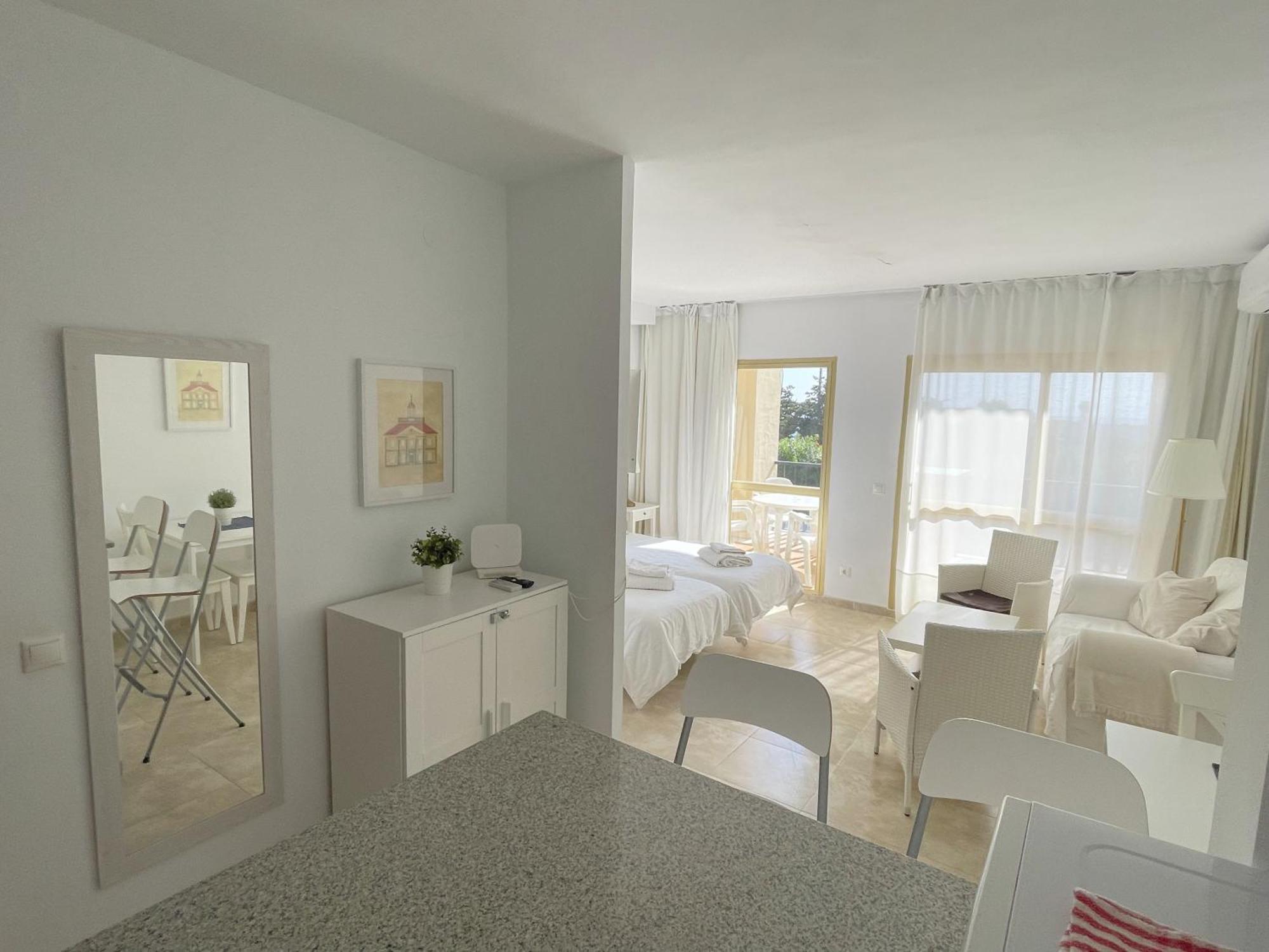 Estudio Primera Linea 50 Mtrs Playa. Fibra 600Mb Марбелья Екстер'єр фото